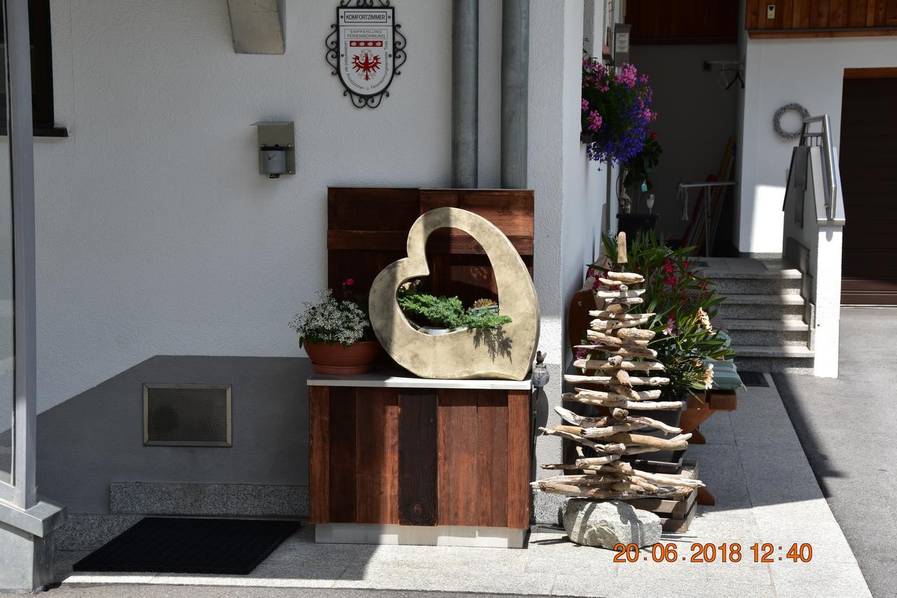 圣安东阿尔贝格 阿尔皮纳旅馆酒店 外观 照片